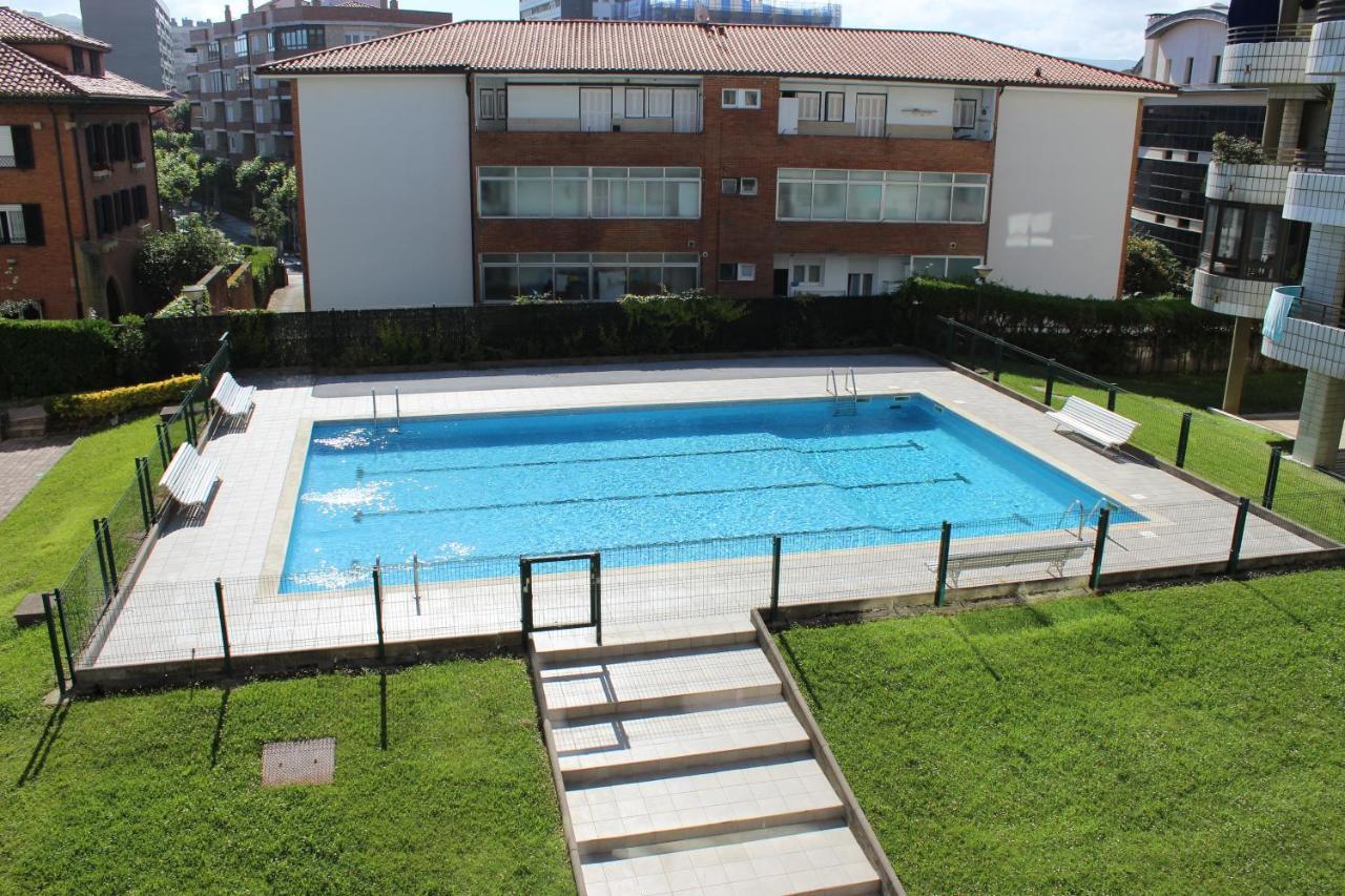 Apartamentos Zarautz Playa, Con Piscina Y Garaje Dış mekan fotoğraf